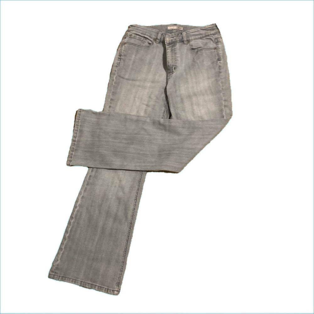 Chicos platinum Charm HS jean. Light wash. Size 1 short.